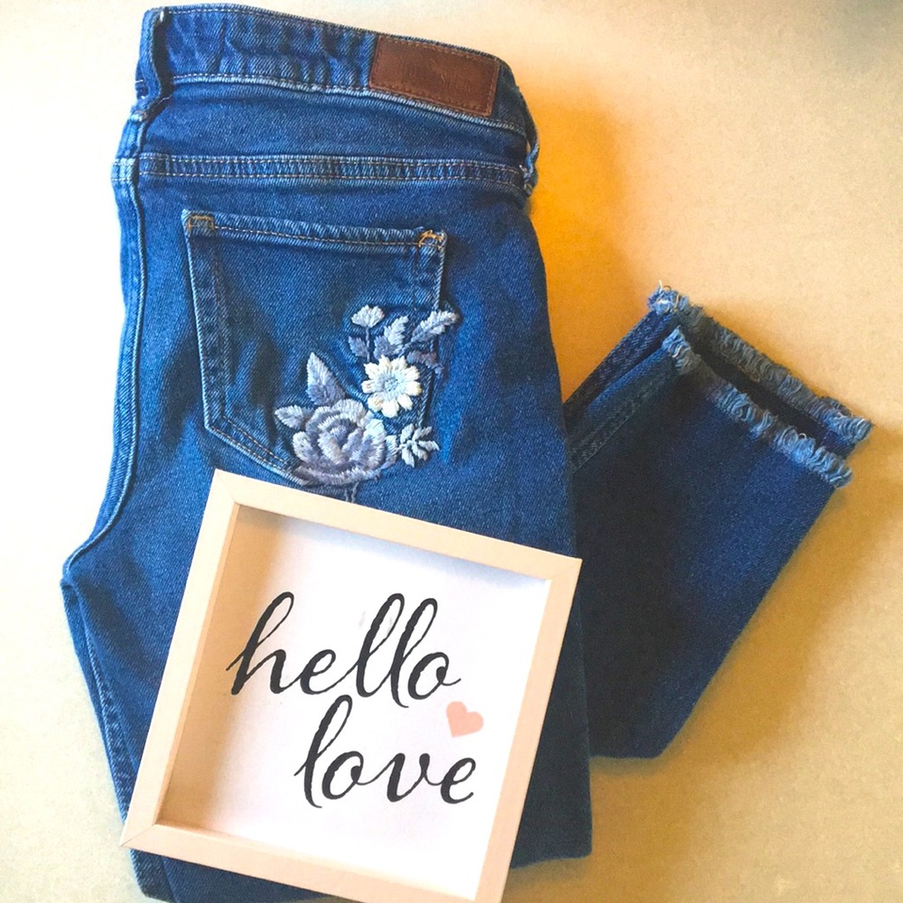 Hollister low rise super skinny jeans